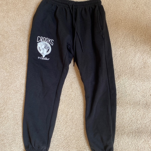 Crooks and castles black sweatpants (rarely worn) - Picture 1 of 2